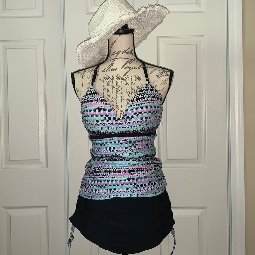 Two pieces swimm suit, size S (4-6)